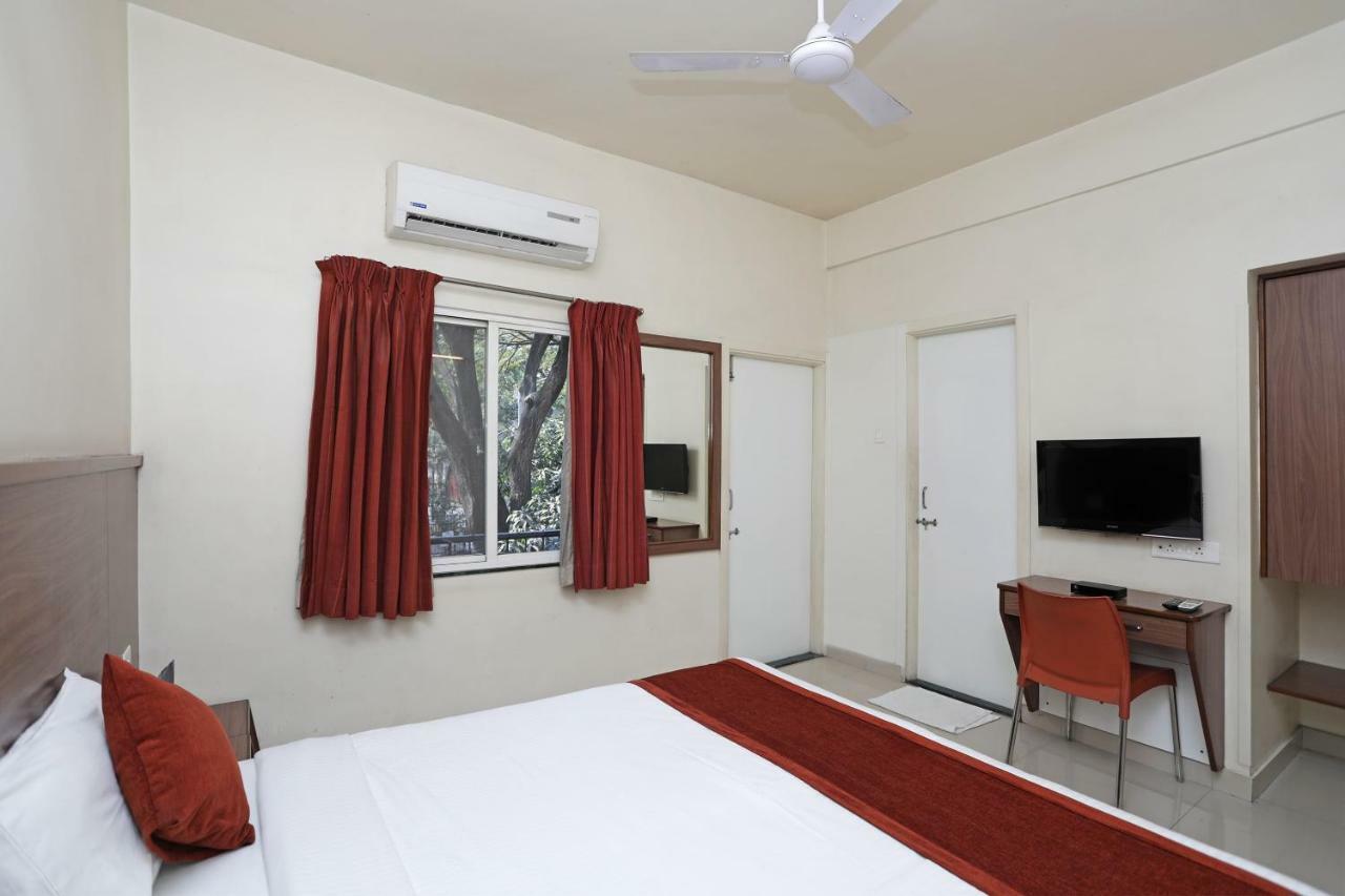 Oyo 4104 Surya Villa Pune Luaran gambar